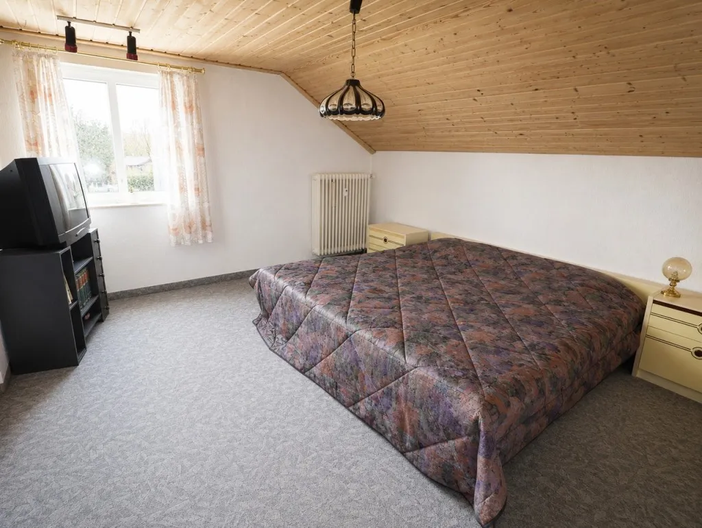 Attraktive Kapitalanlage! Gepflegtes Vierfamilienhaus mit 4 Wohneinheiten und Ausbaupotenzial – Bild 15