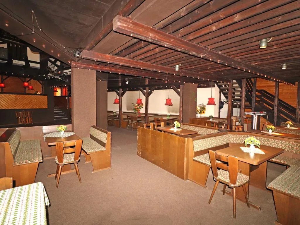 Jetzt günstiger – Ihre Chance: Traditionsgasthof mit Eventlocation und Wohnpotenzial – Bild 10