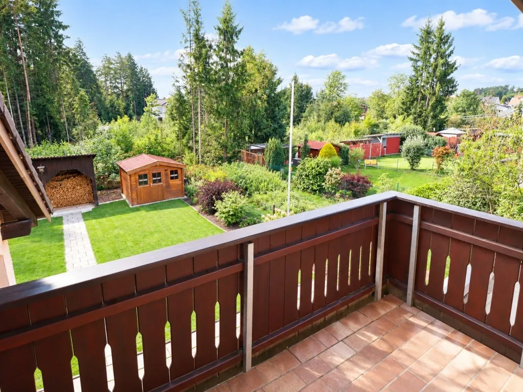 Top-Lage am Waldrand! Gepflegte DHH mit großem Garten in Weiden-West – Bild 4