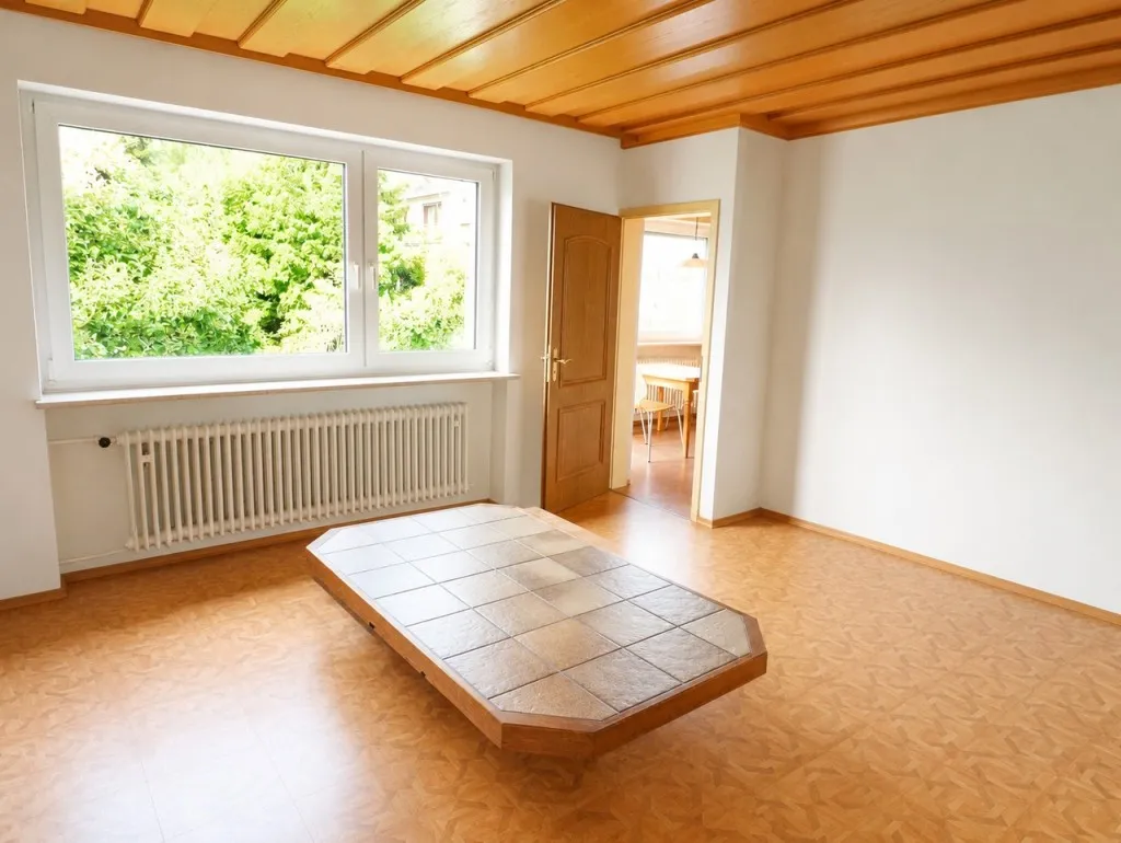 Top Lage in Weiden Ost! Ansprechendes Ein- oder Zweifamilienhaus mit Garage und Wintergarten – Bild 9