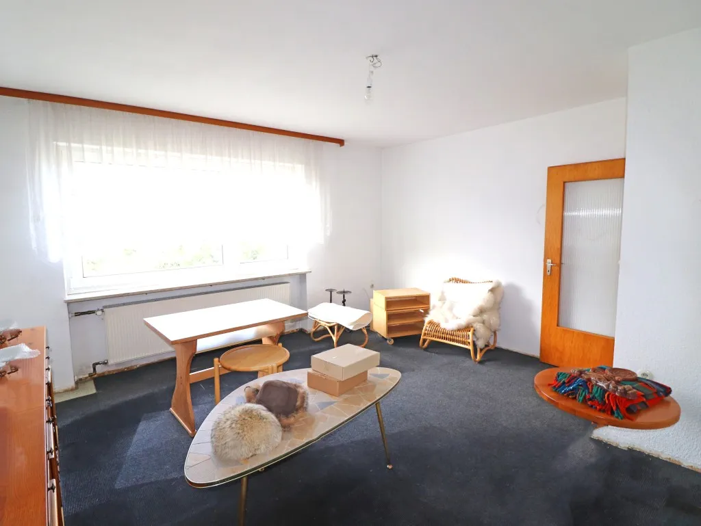 Top Lage in Weiden Ost! Ansprechendes Ein- oder Zweifamilienhaus mit Garage und Wintergarten – Bild 11