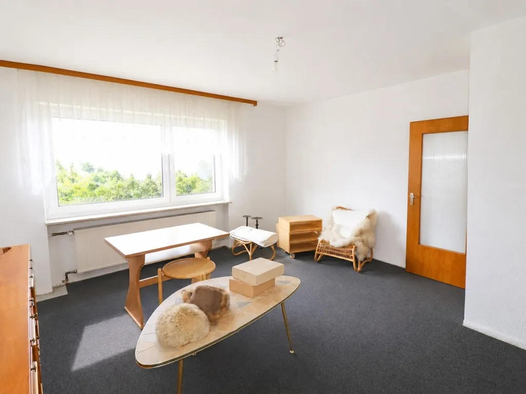 Top Lage in Weiden Ost! Ansprechendes Ein- oder Zweifamilienhaus mit Garage und Wintergarten – Bild 12