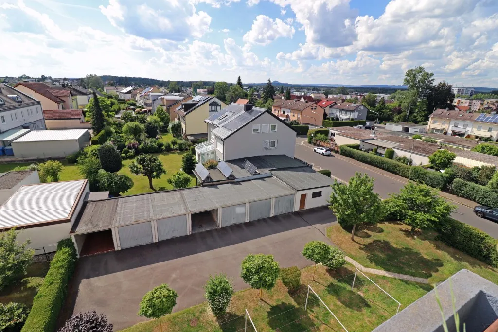 WEIDEN-REHBÜHL!  Gepflegte 3,5 Zi.-ETW mit Aufzug, Garage und Panoramablick, frei ab 01.08.2026 – Bild 5