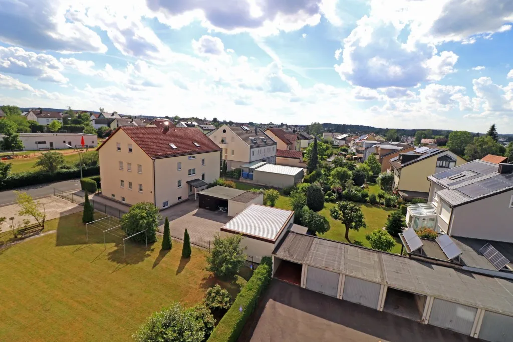WEIDEN-REHBÜHL!  Gepflegte 3,5 Zi.-ETW mit Aufzug, Garage und Panoramablick, frei ab 01.08.2026 – Bild 6