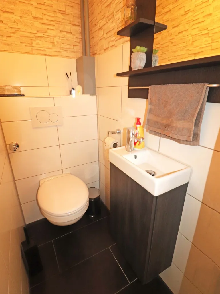 WEN Rehbühl! Modernisierte 3 Zi.-ETW mit Süd-Balkon, EBK, Garage und freiem Ausblick, | frei ab 01.08.2026 – Bild 27