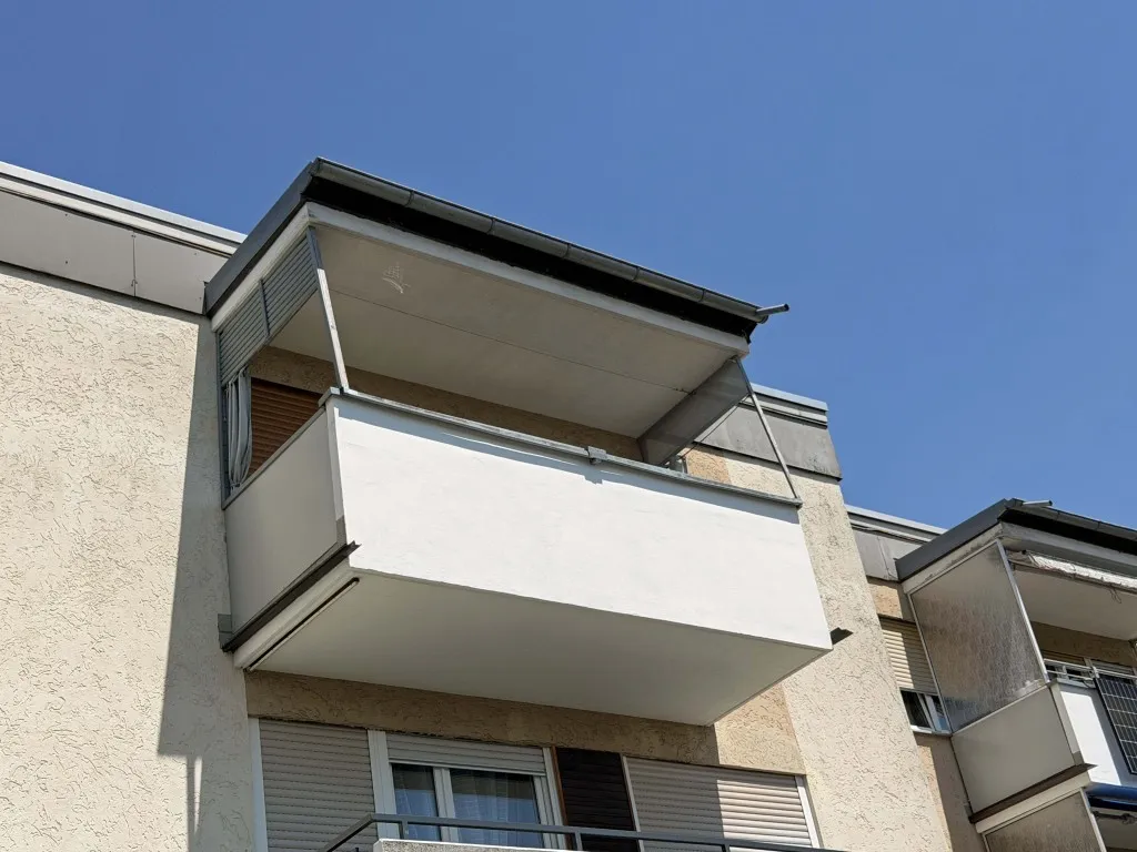 WEN Rehbühl! Modernisierte 3 Zi.-ETW mit Süd-Balkon, EBK, Garage und freiem Ausblick, | frei ab 01.08.2026 – Bild 5