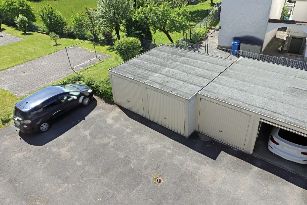 WEN Rehbühl! Modernisierte 3 Zi.-ETW mit Süd-Balkon, EBK, Garage und freiem Ausblick, | frei ab 01.08.2026 – Bild 12