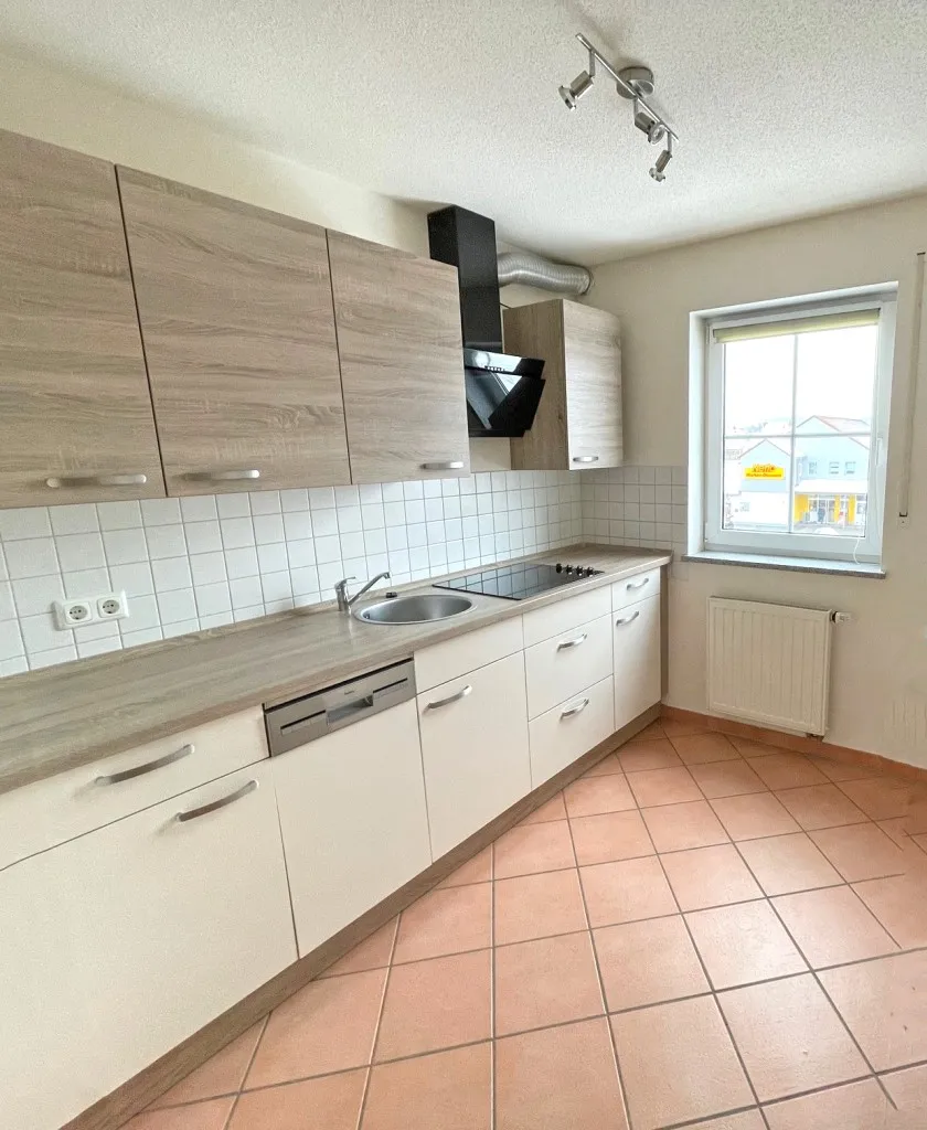 Wohnen mit Galerieflair! Traumhafte 3,5 Zimmer Eigentumswohnung mit Balkon und 3 Stellplätzen – Bild 7