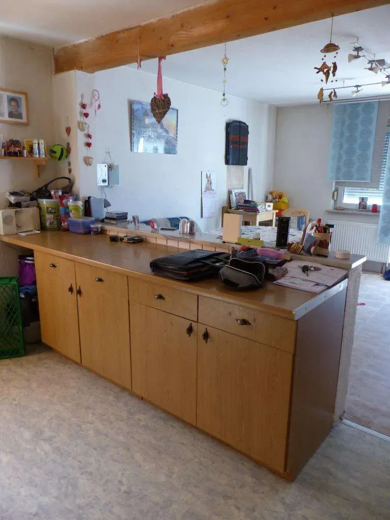 Achtung!!! Günstiges Einfam.-Haus mit Garage und Garten, teilw. renoviert – Bild 6