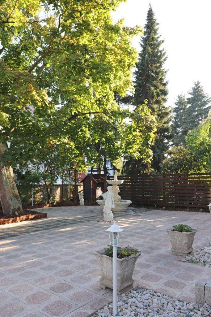 Achtung!! Gut eingeführtes RESTAURANT mit Gartenterrasse, Figuren, Laternen und Springbrunnen – Bild 5