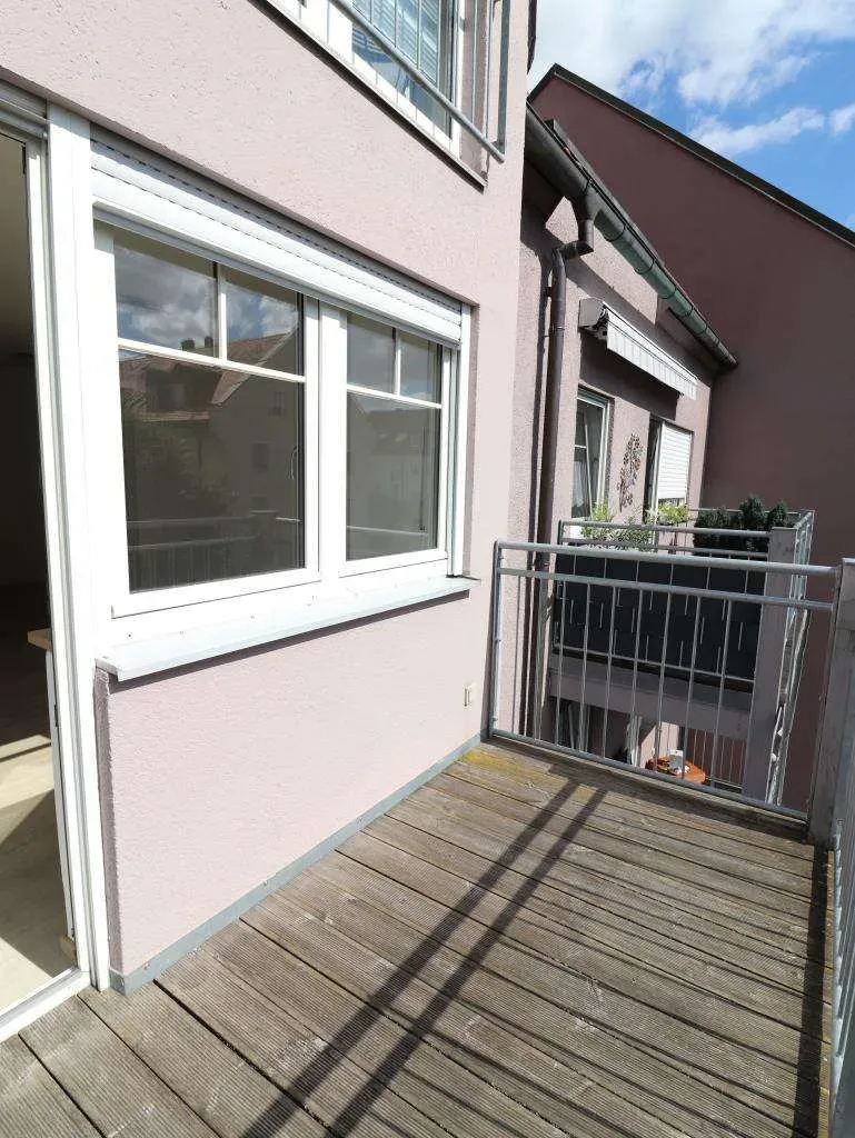 Als Anlage oder für Eigennutzung! Ansprechendes Apartment mit Carport, EBK u. Balkon – Bild 4