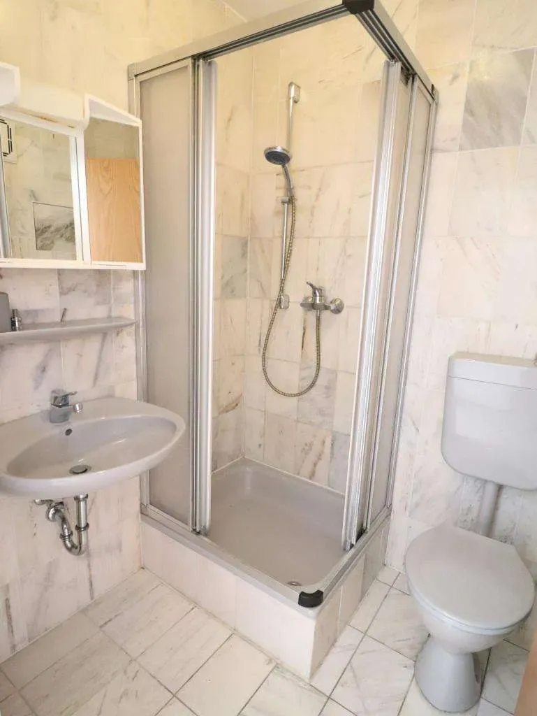 Als Anlage oder für Eigennutzung! Ansprechendes Apartment mit Carport, EBK u. Balkon – Bild 12