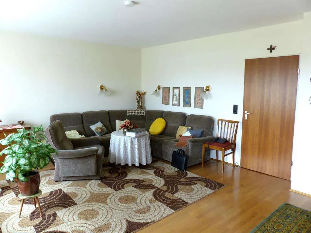 Aufgepasst!!! Gepflegte 3 Zi.-ETW mit Balkon, im 1. OG, ohne Aufzug und sofort frei – Bild 5