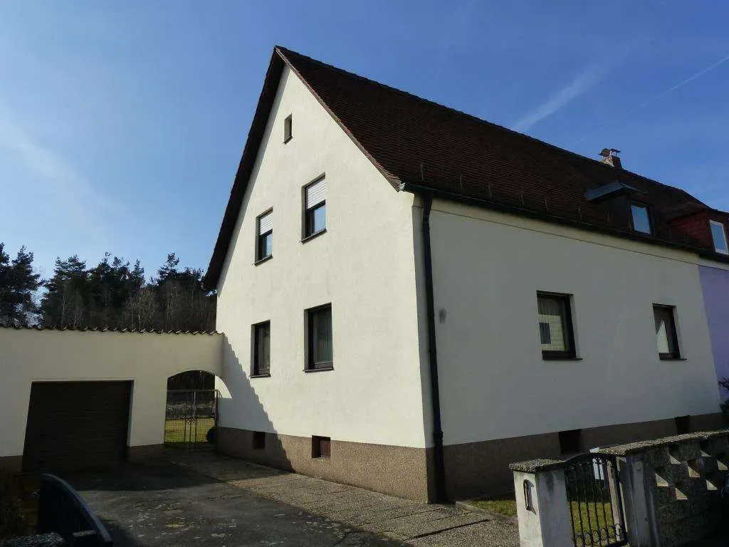 Aufgepasst!!! Gepflegtes Wohnhaus mit Garage und Garten, im Stadtteil Hammerweg – Bild 1