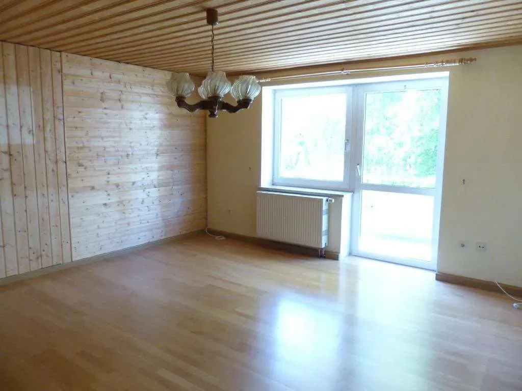 Aufgepasst!!! Günstige 4 Zi.-ETW mit Balkon und Einbauküche, Badezimmer erneuert, sofort frei – Bild 12