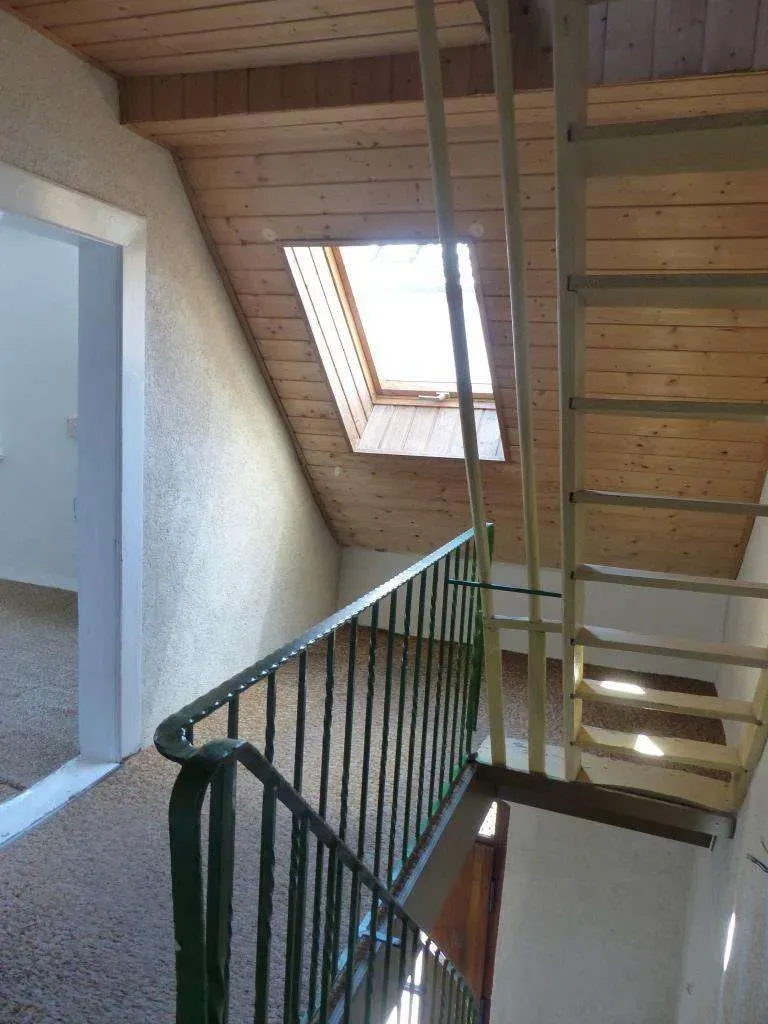 Aufgepasst!!! Günstiges Wohnhaus, nähe der Innenstadt, teilweise saniert, mit schönem Hinterhof – Bild 9