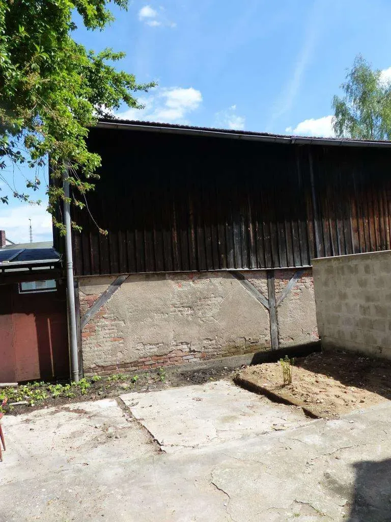 Aufgepasst!!! Günstiges Wohnhaus, nähe der Innenstadt, teilweise saniert, mit schönem Hinterhof – Bild 13