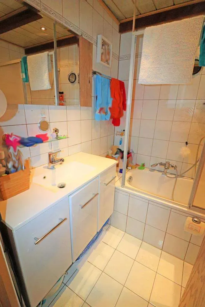 Aufgepasst!!! Moderne 3 1/2 Zi.-ETW mit Balkon, Tiefgarage und Galerie, nähe Bahnhof – Bild 14