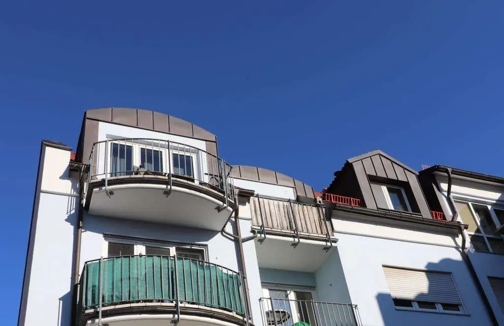 Aufgepasst!!! Moderne 3 1/2 Zi.-ETW mit Balkon, Tiefgarage und Galerie, nähe Bahnhof – Bild 3