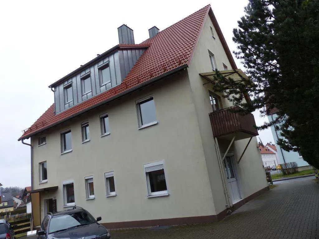 Aufgepasst!!! Modernisierte 3 1/2 Zi. DG-Wohnung mit Stellplatz – Bild 2