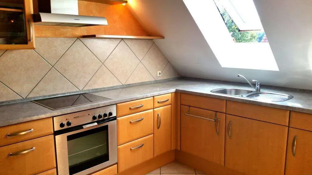 Aufgepasst!!! Tolle 4 Zi.-ETW mit Balkon, Innentreppe, Studiozimmer, Garage und Stellplatz – Bild 9