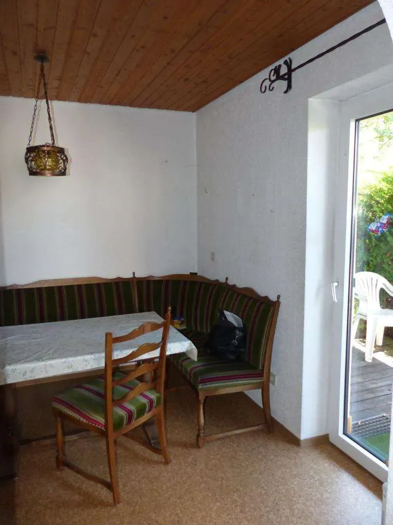 Das Besondere!!! Einfam.-Haus mit Zugang zum See, mit Garage und Nebengebäude – Bild 6