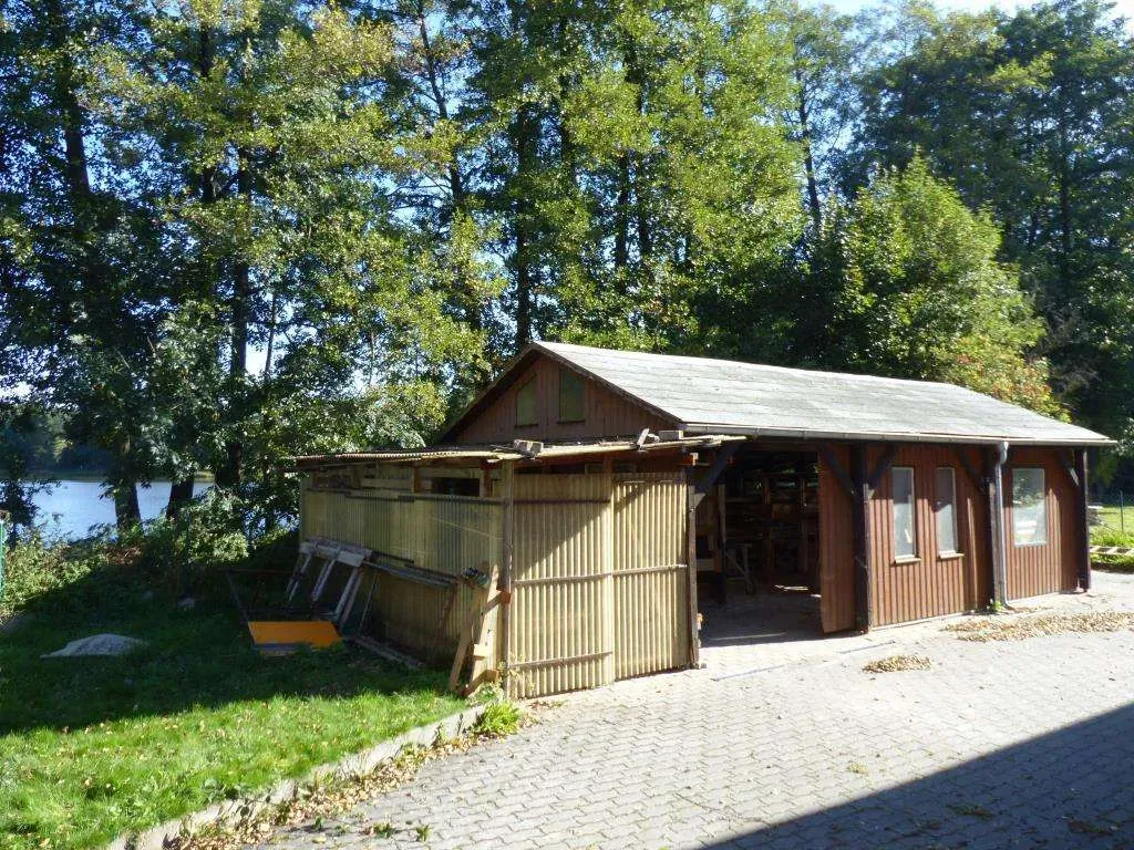 Das Besondere!!! Einfam.-Haus mit Zugang zum See, mit Garage und Nebengebäude – Bild 12