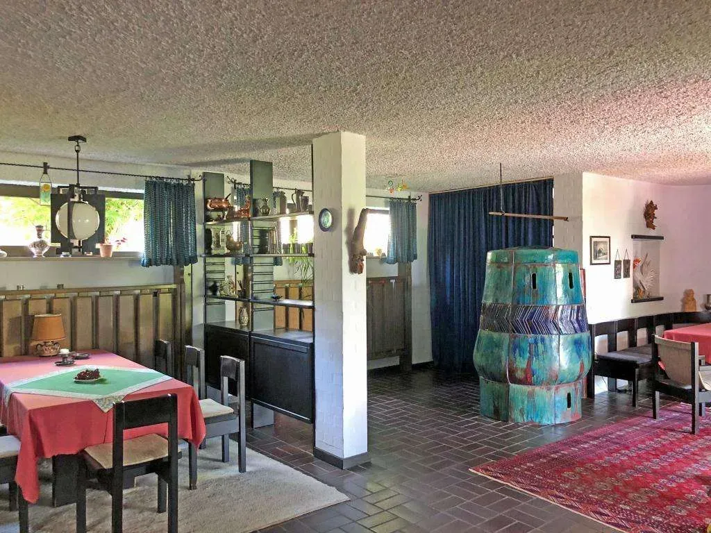 Das Besondere!! Großzügiges Architektenhaus mit Doppelgarage und herrlichem Garten – Bild 8