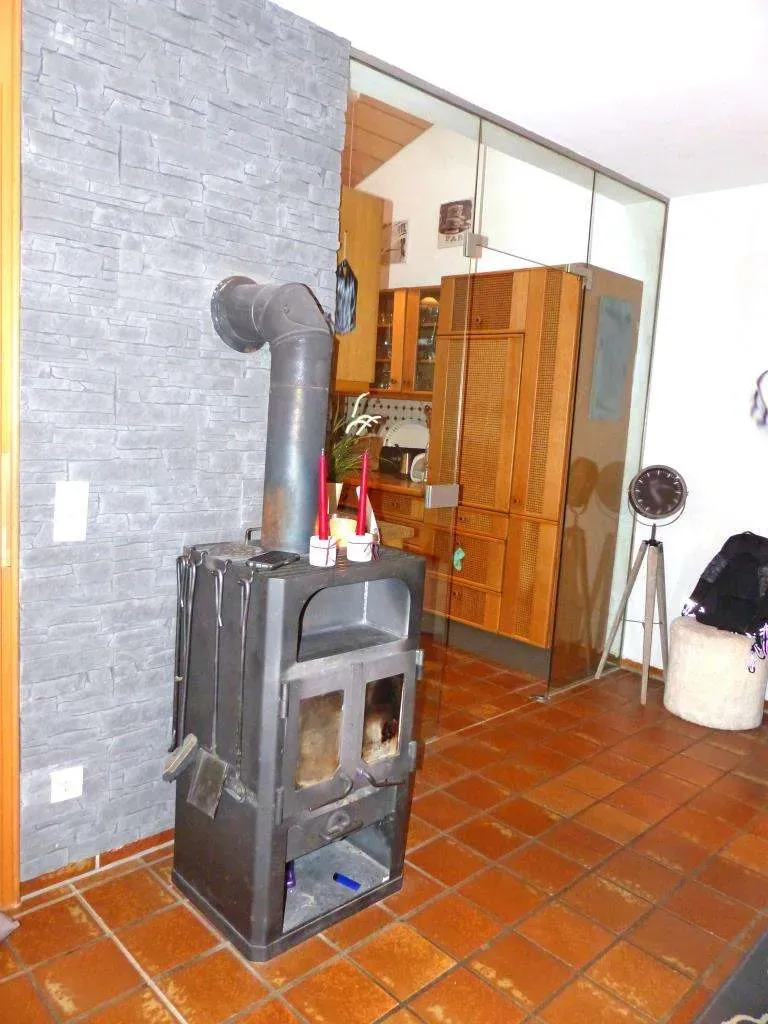 Einfach toll! Modernes Reihenhaus mit Garage, versetzten Wohnebenen und Schwedenofen – Bild 13
