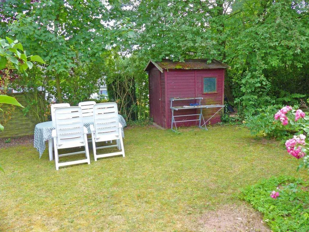 Einfach toll! Modernes Reihenhaus mit Garage, versetzten Wohnebenen und Schwedenofen – Bild 3