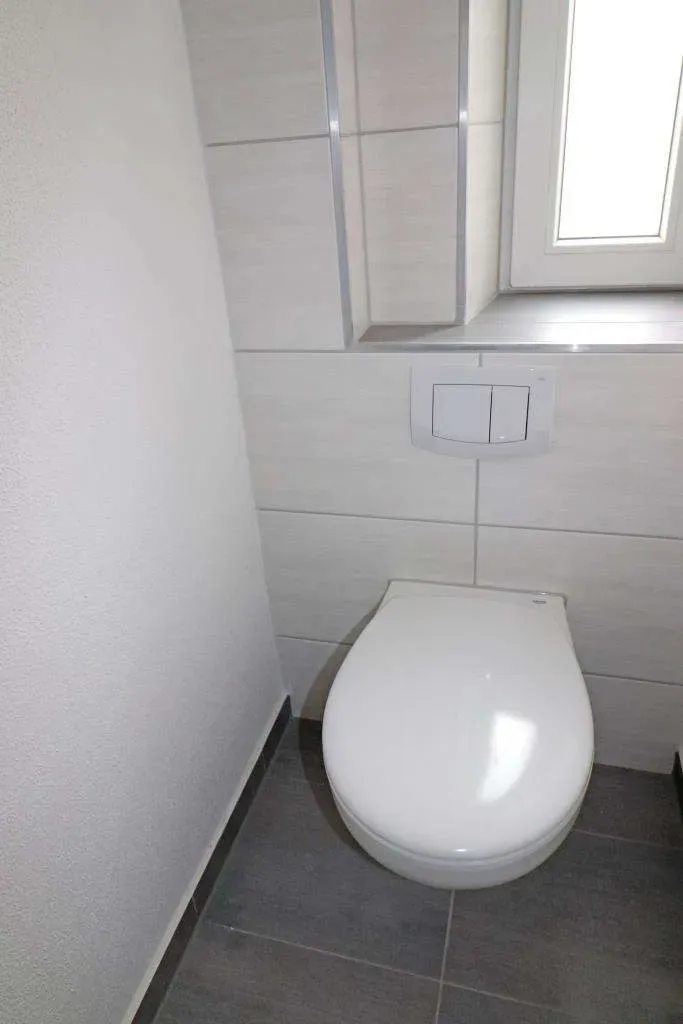 Erstbezug – 2019 neu saniert! 3 Zi.-Whg. mit Balkon im 1.OG, nur 5 Min. zur Innenstadt – Bild 5