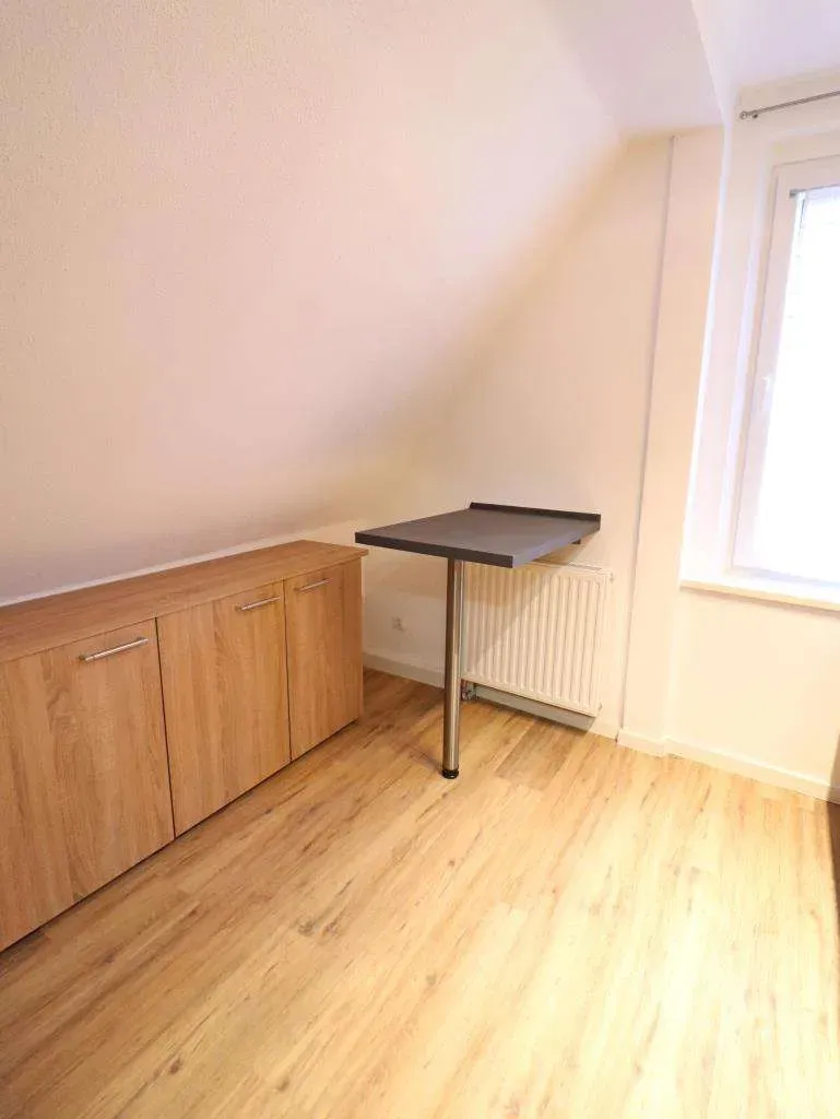 Erstbezug nach Sanierung! Schöne 2 Zi.-ETW komplett renoviert mit Stellplatz im Innenhof – Bild 7