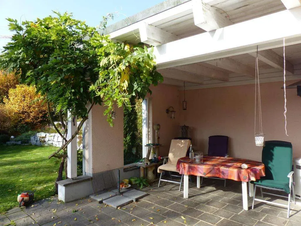 Exklusives wohnen!! Hochwertiges Architektenhaus mit Doppelcarport und herrlichem Garten – Bild 4