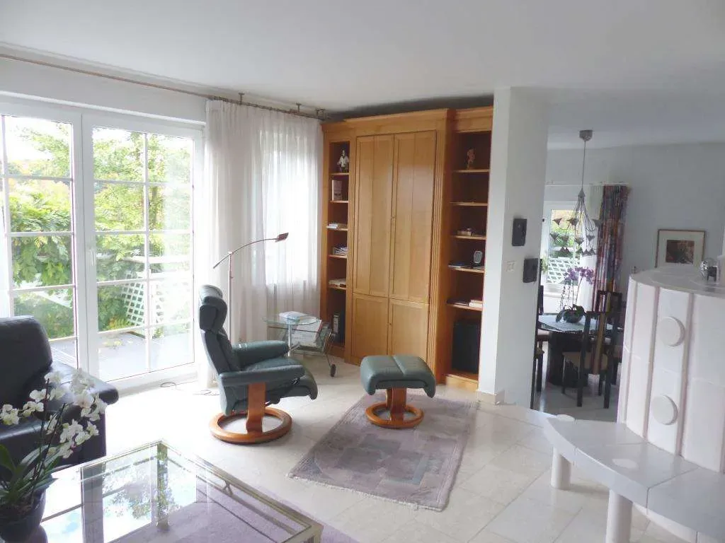 Exklusives wohnen!! Hochwertiges Architektenhaus mit Doppelcarport und herrlichem Garten – Bild 5