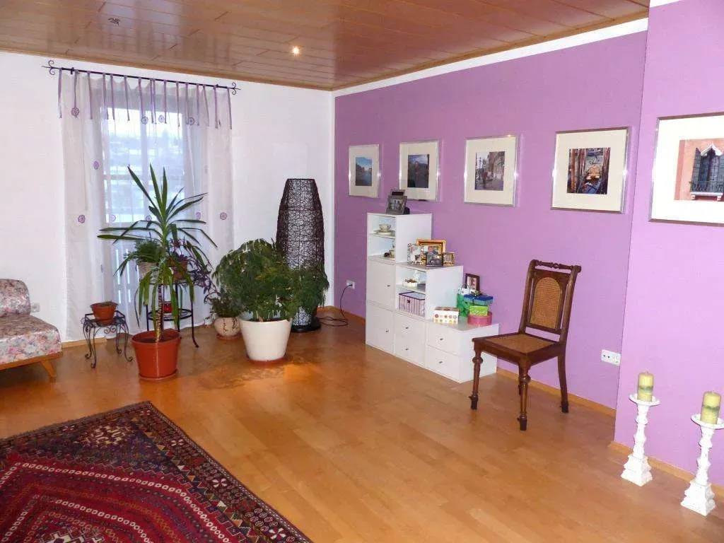 Familien bevorzugt!!! Gepflegtes Einfam.-Haus mit Doppelgarage, Solaranlage und schönem Garten – Bild 12