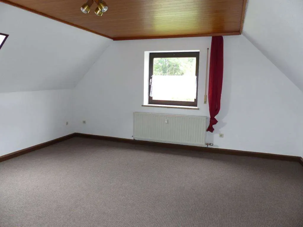 For Rent!!! 3 Zi.-Wohnung im 1. OG mit Stellplatz und Gartennutzung – Bild 12