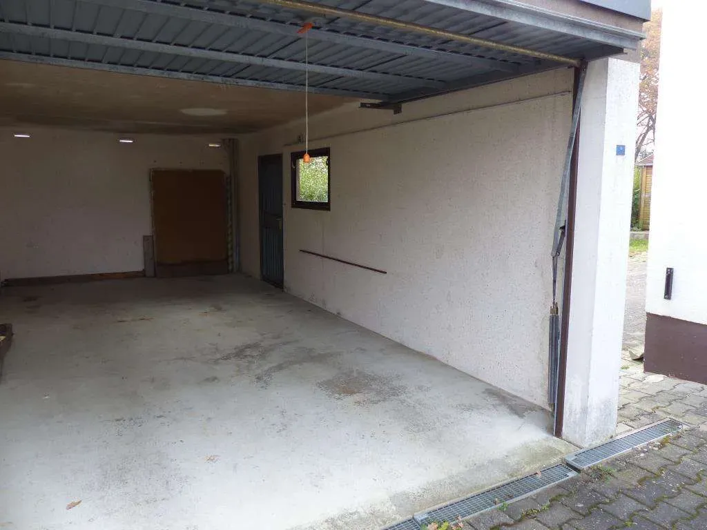 For Rent!!! Große 3 Zi.-Wohnung mit Terrasse, Garage und Gartennutzung – Bild 8