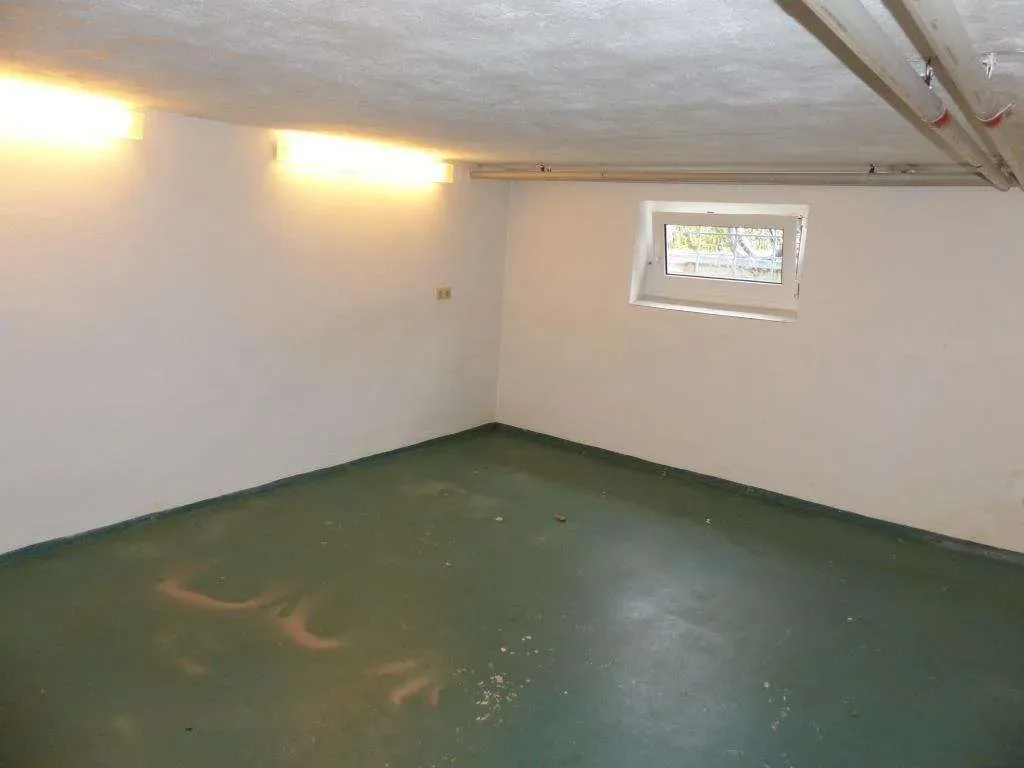 For Rent!!! Große 3 Zi.-Wohnung mit Terrasse, Garage und Gartennutzung – Bild 7
