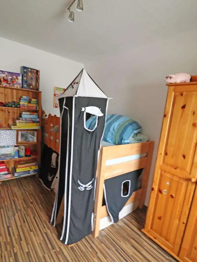 Für Familien geeignet! Gepflegtes Reiheneckhaus mit ausgebautem Dachgeschoss und Garage – Bild 10