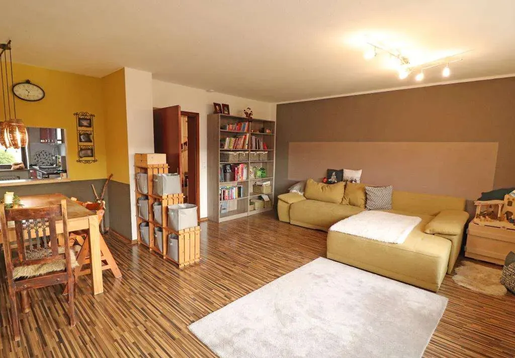 Für Familien geeignet! Gepflegtes Reiheneckhaus mit ausgebautem Dachgeschoss und Garage – Bild 8