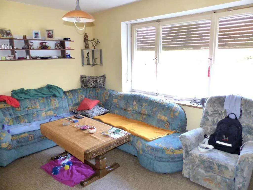 Günstiges Anlageobjekt geboten!! 4 Fam.-Wohnhaus mit 5 Garagen und Gartenfläche – Bild 14