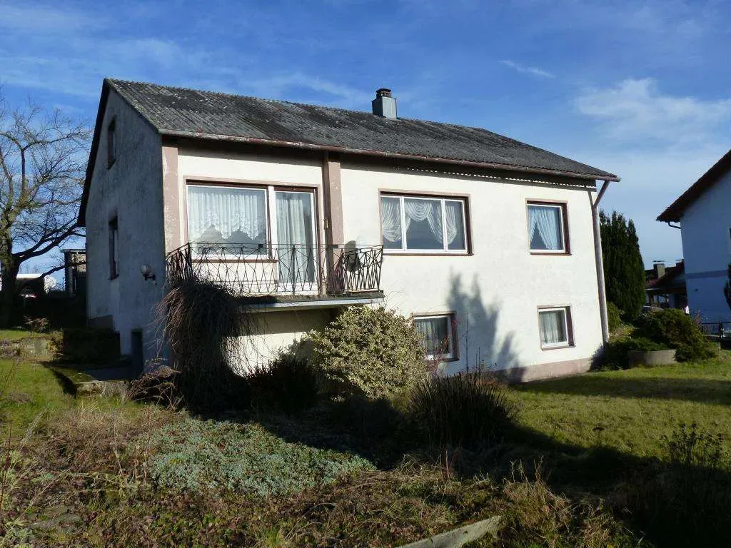 Handwerker aufgepasst!! Günstiges Wohnhaus mit Fernsicht und schönem Garten – Bild 2