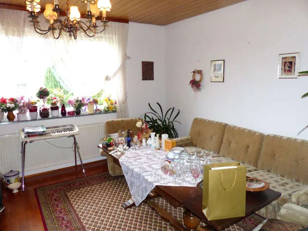 Handwerker aufgepasst!! Günstiges Wohnhaus mit Fernsicht und schönem Garten – Bild 8