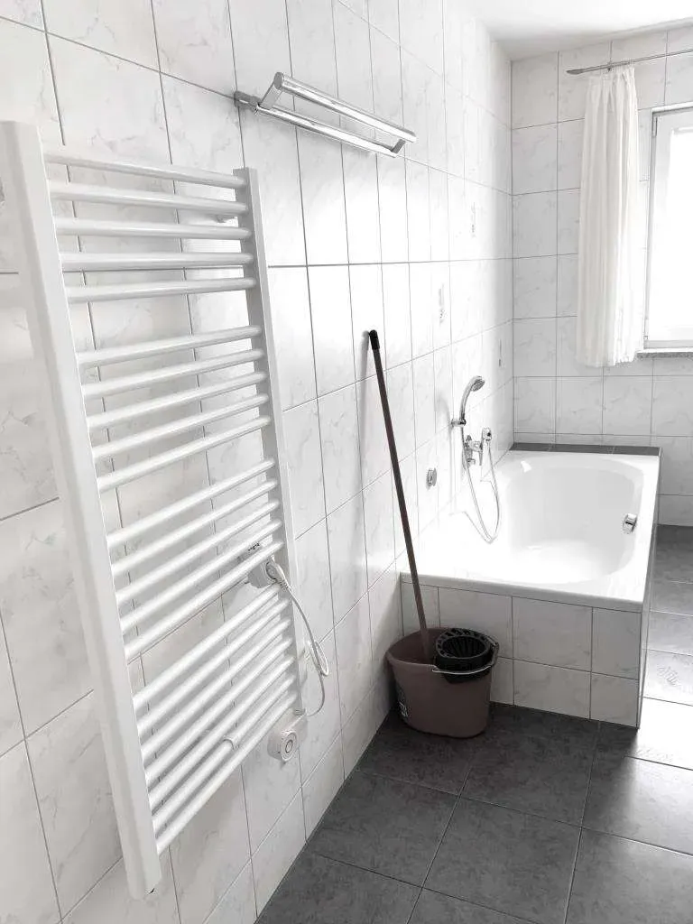 In WEN-Ost!! Barrierefreie 3 Zi.- Whg. mit Aufzug, Solaranlage und Tiefgarage, sofort bezugsfrei – Bild 12