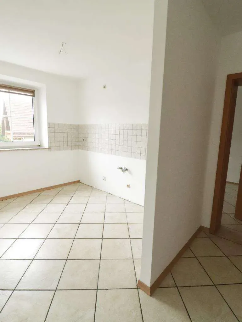 Kapitalanlage! Top saniertes Mehrfamilienhaus mit 5 Wohnungen und 5 Garagen (v. 2003) – Bild 6