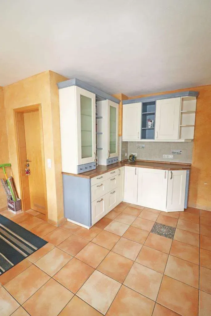 Kopie von Top Zustand! Großzügige 4,5 Zi.-Wohnung im EG mit Wintergarten und EBK, sofort frei – Bild 5