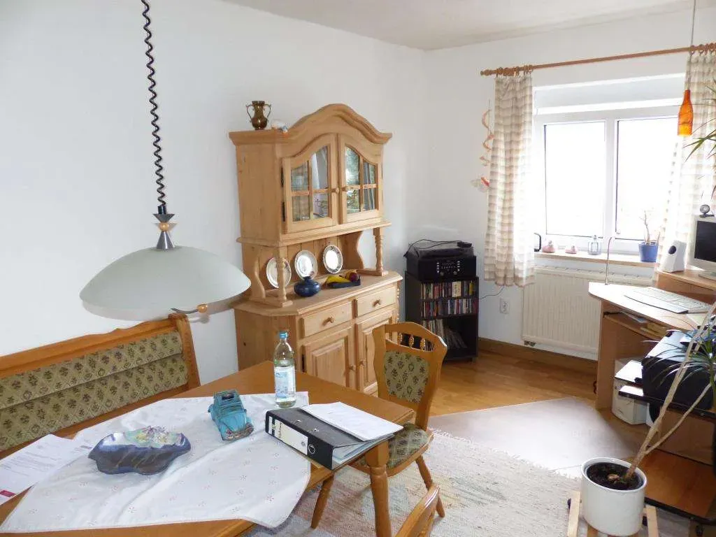 Modernisiert und im TOP Zustand!!! Gepflegte 3 Zi.-ETW mit Balkon und schöner Aussicht, sofort frei – Bild 5