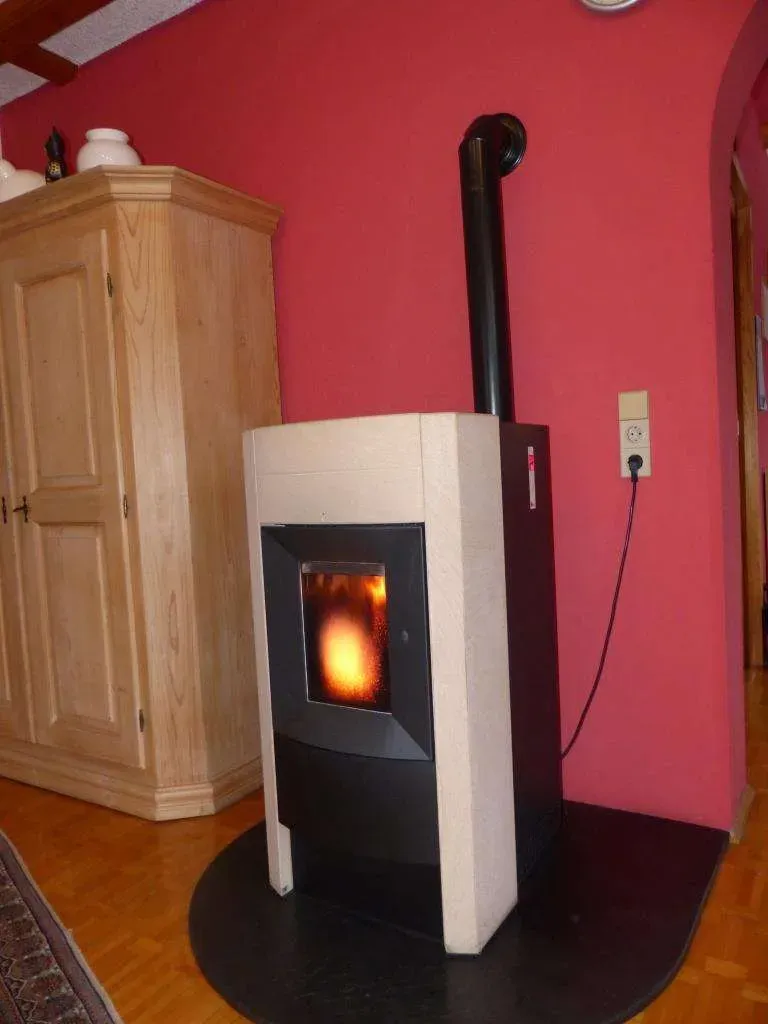 Monatliche Rendite durch Photovoltaikanlage!!! Gepflegtes Einfam.-Haus mit Solaranlage und Garage – Bild 8