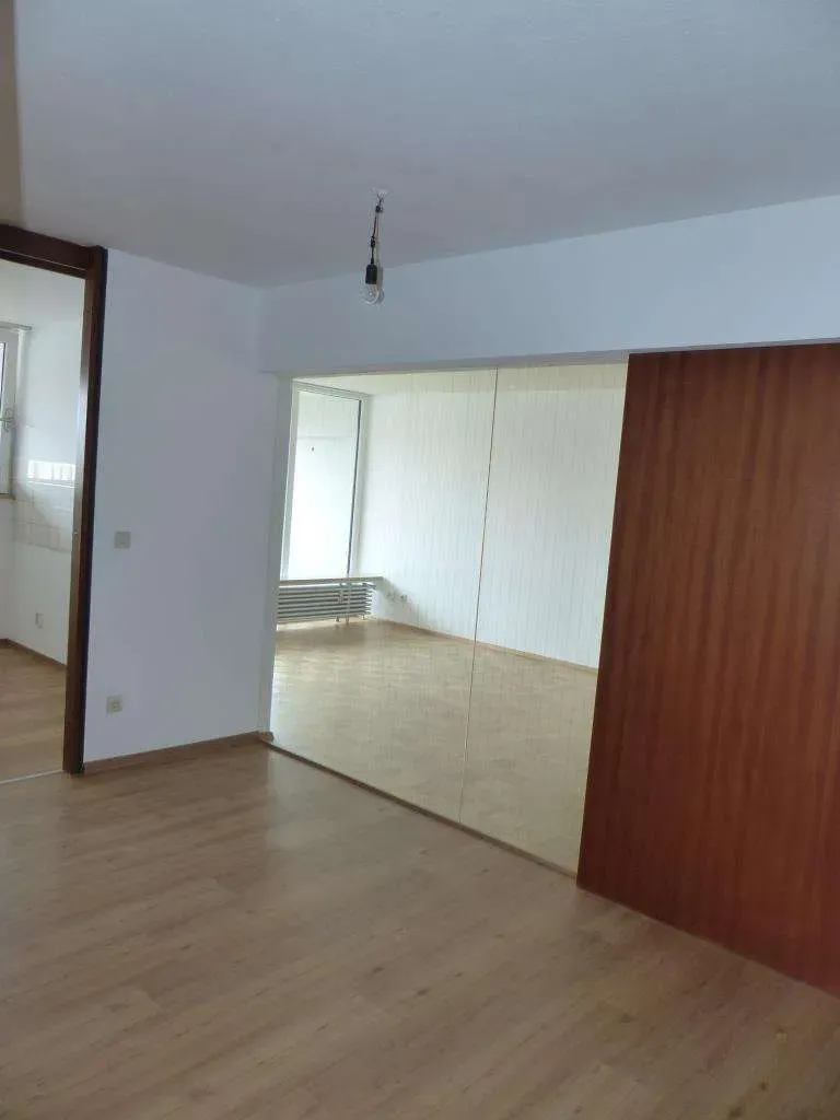 Nähe Innenstadt!!! Top renovierte 3 Zi.-Wohnung mit großem Balkon ab 01.10.2016 – Bild 4
