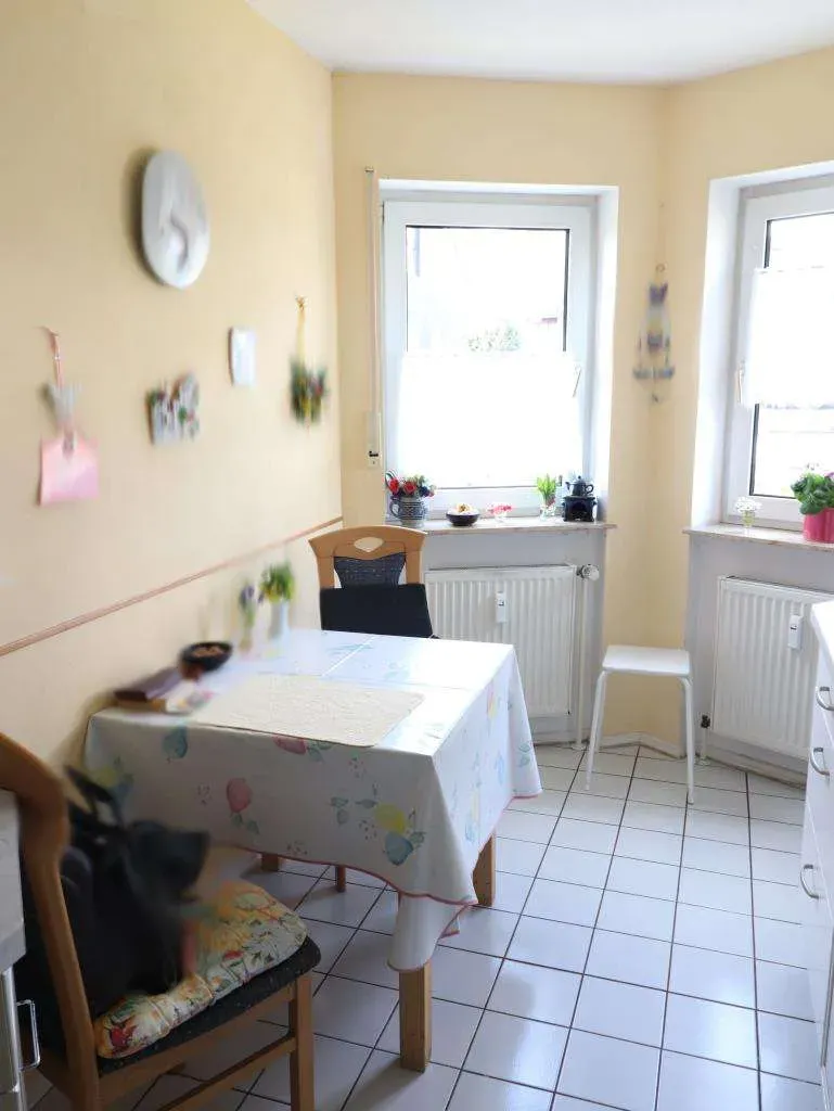 Nahe der Beamtenfachhochschule! Top gepflegte 3 Zi.-ETW mit Erker, Balkon und Garage – Bild 9
